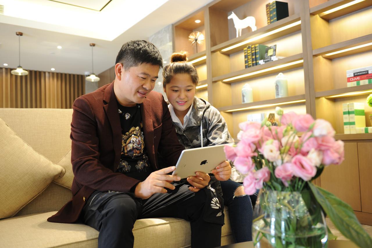Atour X Hotel Shanghai Hongqiao Airport Konggang Road Exterior foto